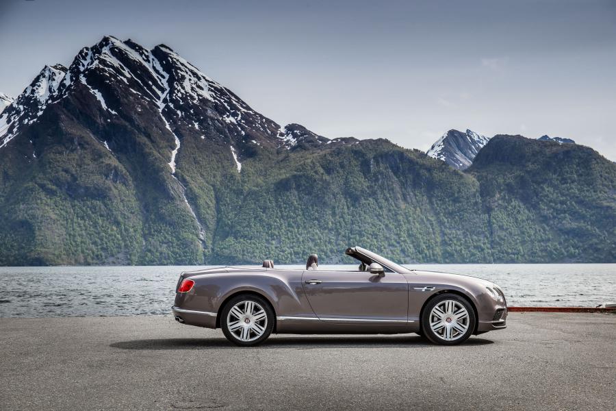  Bentley Continental GT V8 Convertible 2015 года  (фото 5 из 8)